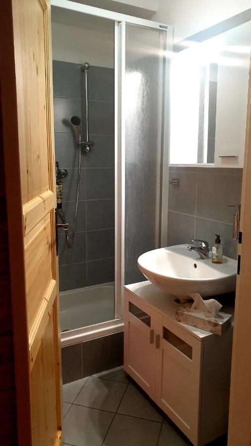 Apartma Raj V Ramzove Apartment