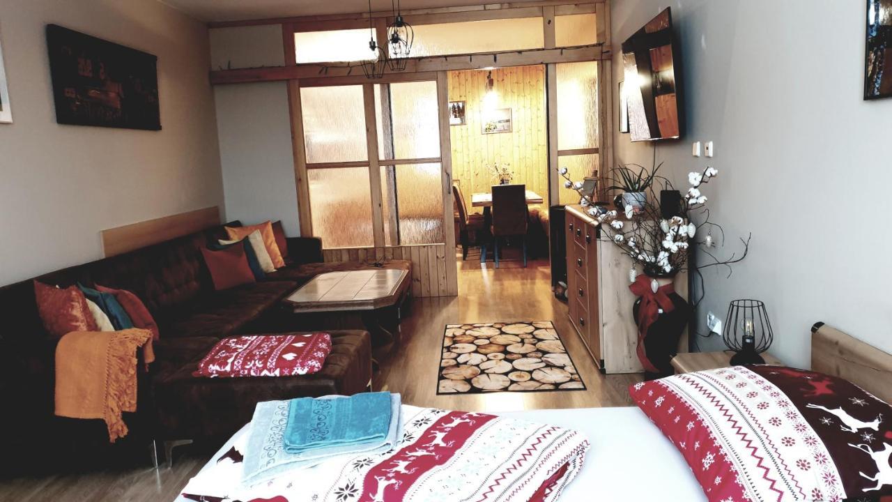 Apartma Raj V Ramzove Apartment Ostruzna